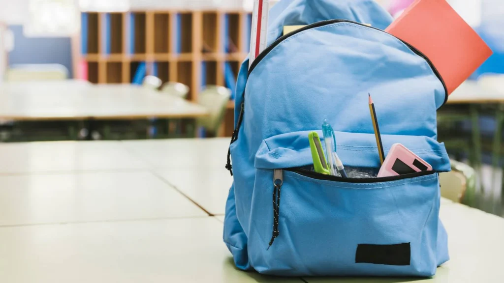 Organize School Backpacks Before the Weekend